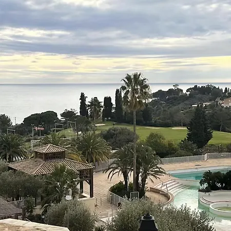 Apartment Bleu Azur Cap Esterel, Superbe 2 Pieces Vue Cap Esterel Trame Large Saint-Raphael (Var)