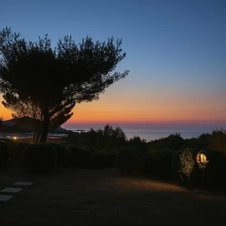 Bleu Azur Cap Esterel, Superbe 2 Pieces Vue Cap Esterel Trame Large * Saint-Raphael (Var)